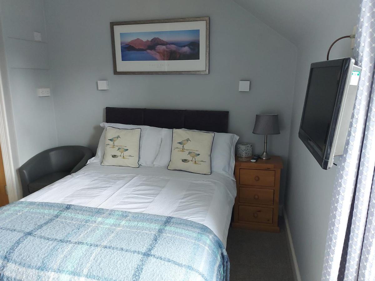 Firtree Bed And Breakfast At Galvelbeg House Crieff Exteriér fotografie