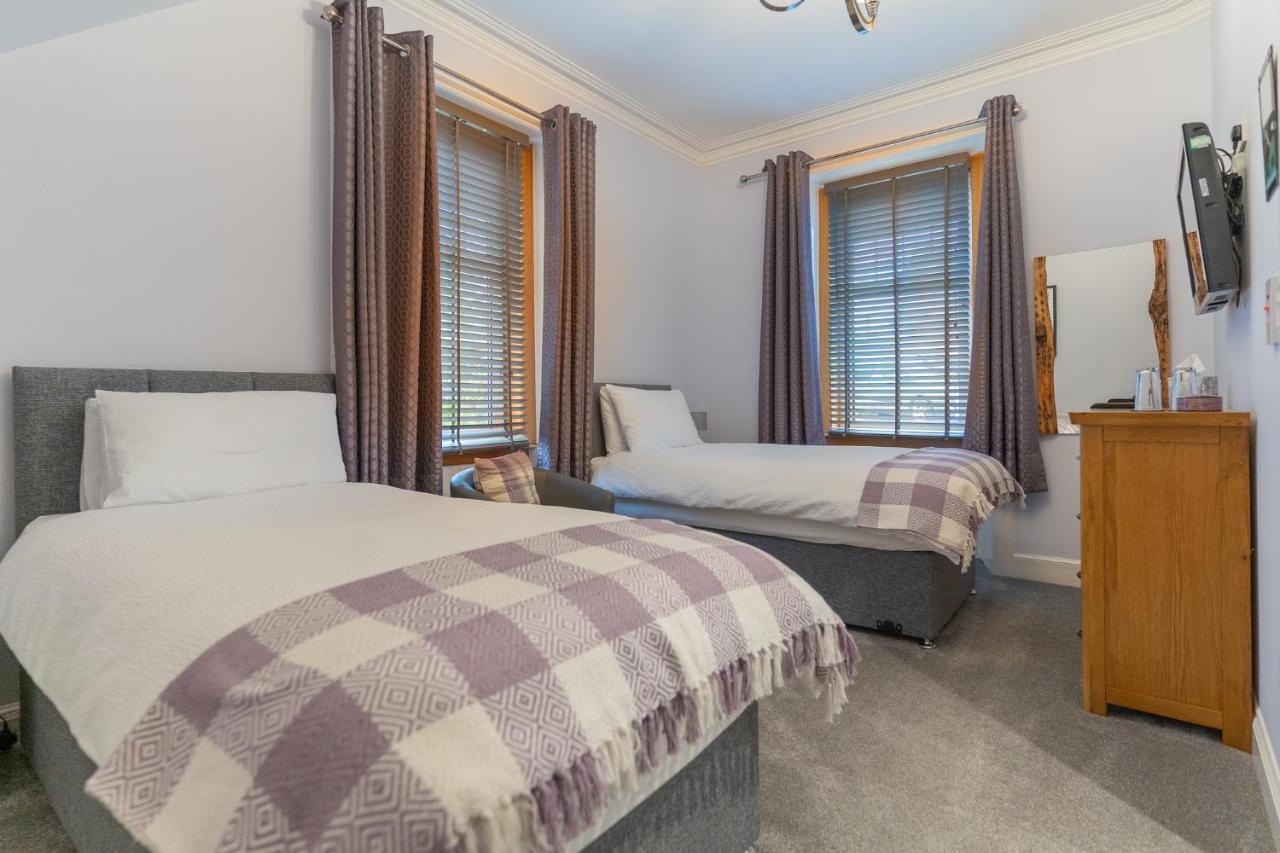 Firtree Bed And Breakfast At Galvelbeg House Crieff Exteriér fotografie