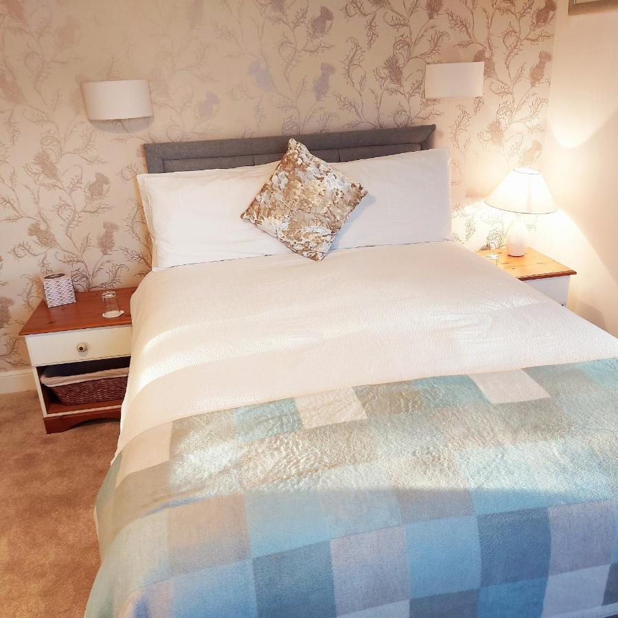 Firtree Bed And Breakfast At Galvelbeg House Crieff Exteriér fotografie