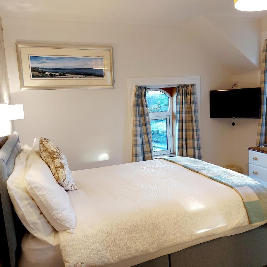 Firtree Bed And Breakfast At Galvelbeg House Crieff Exteriér fotografie