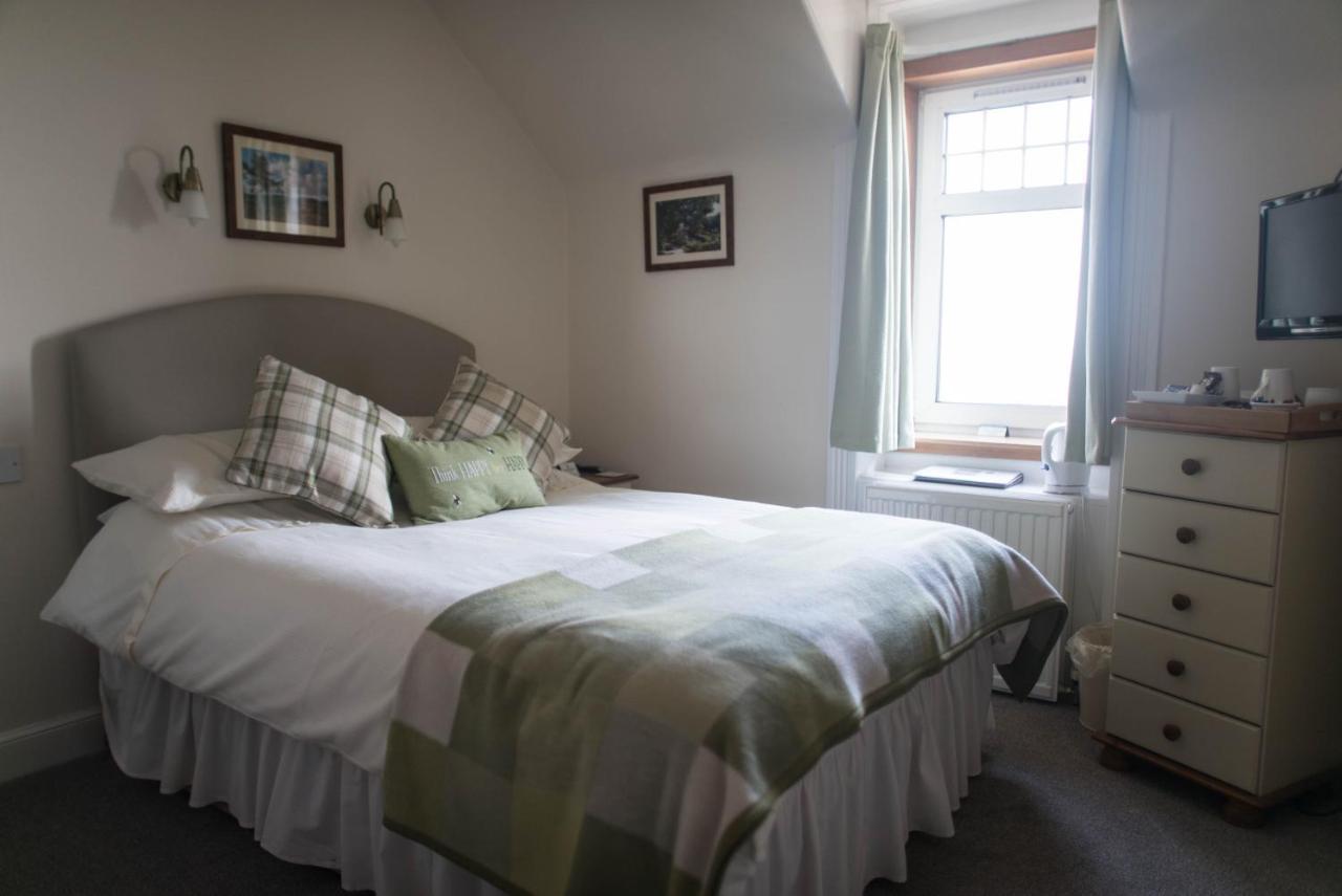 Firtree Bed And Breakfast At Galvelbeg House Crieff Exteriér fotografie